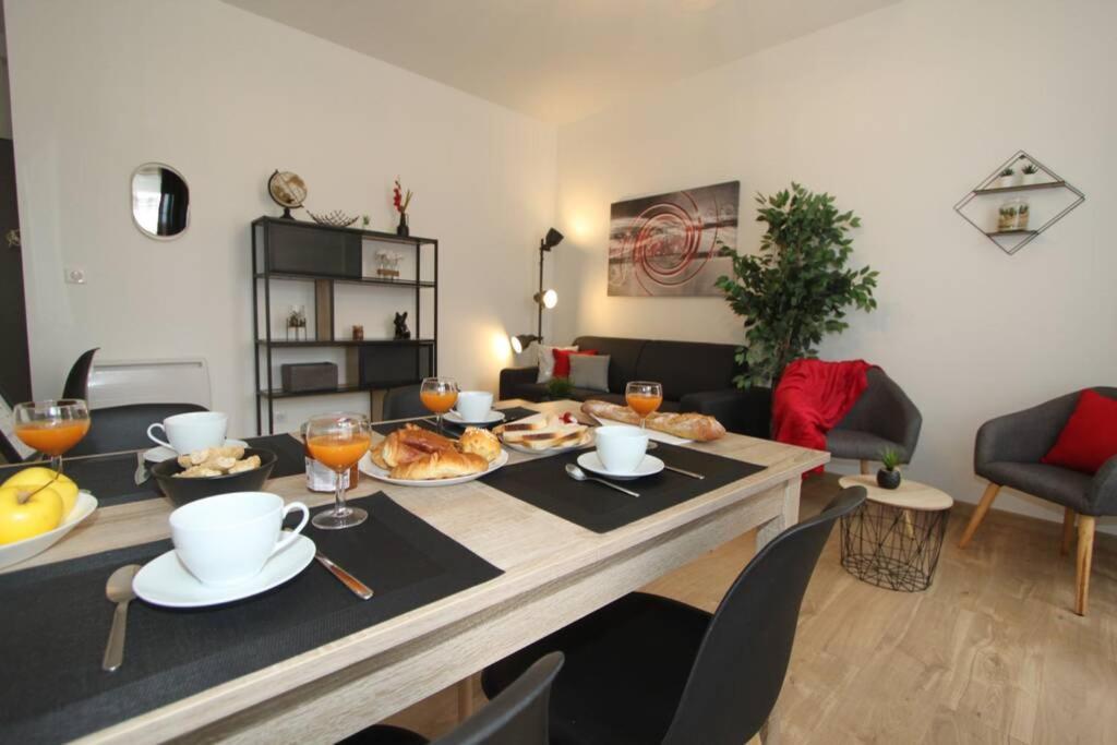 Le Refuge By Easyescale Apartman Romilly-sur-Seine Kültér fotó