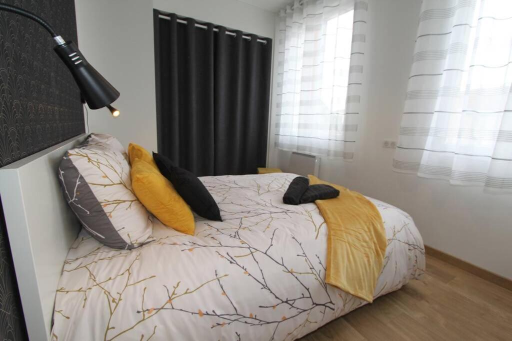 Le Refuge By Easyescale Apartman Romilly-sur-Seine Kültér fotó